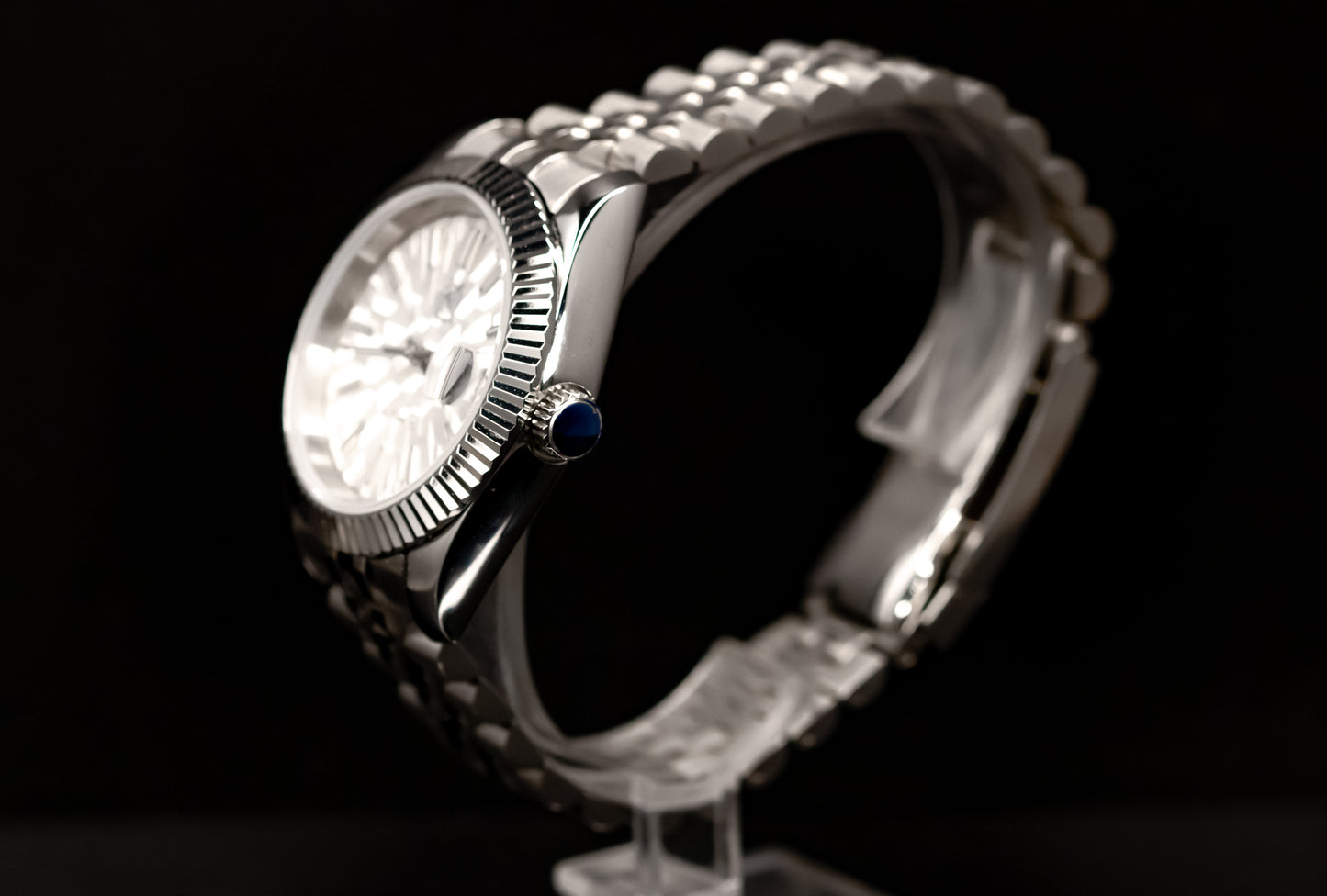 The RoyalDate - Ivory image 7