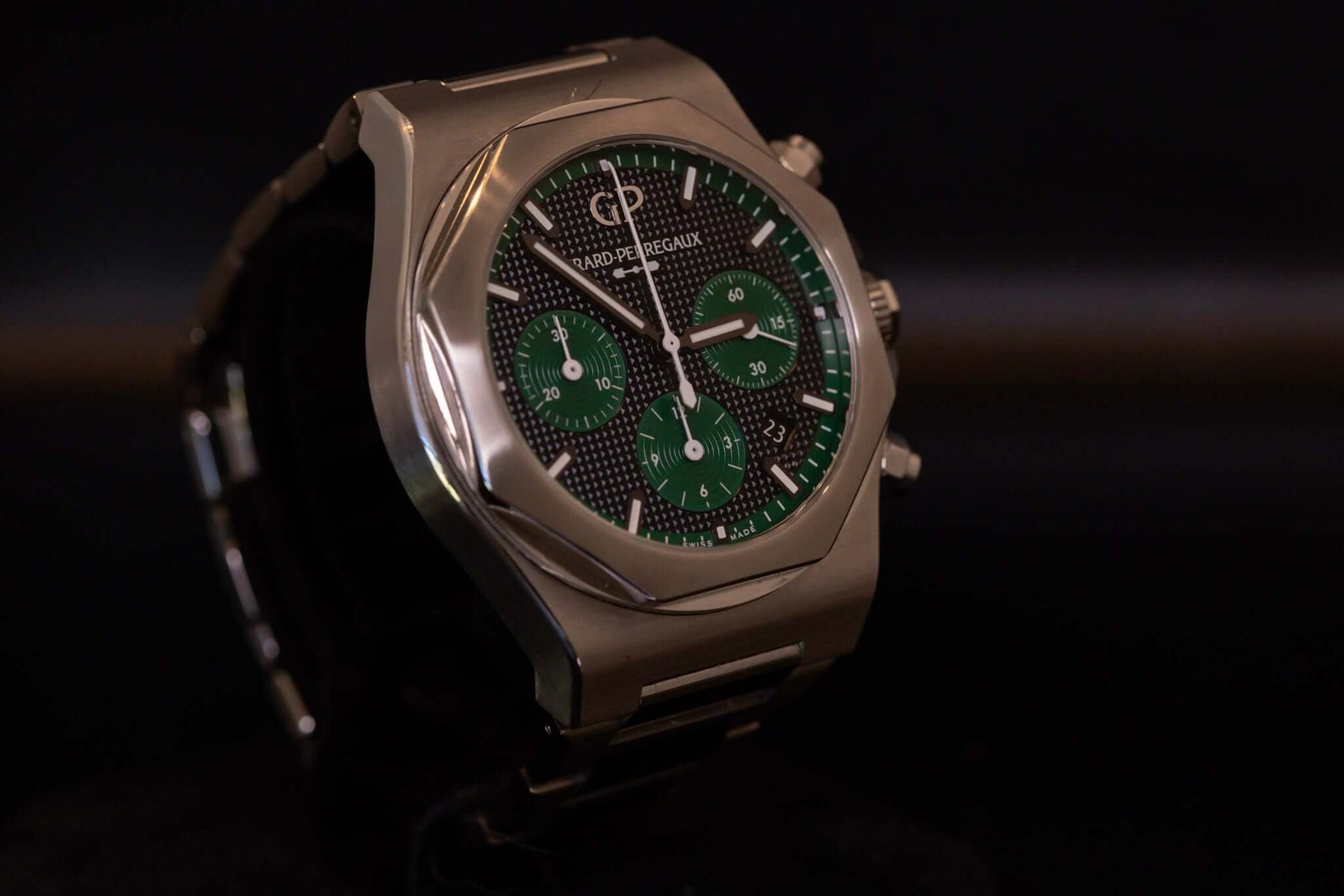 Girard Perregaux Laureato Chronograph 42mm - Limited Edition - 2 of 100
