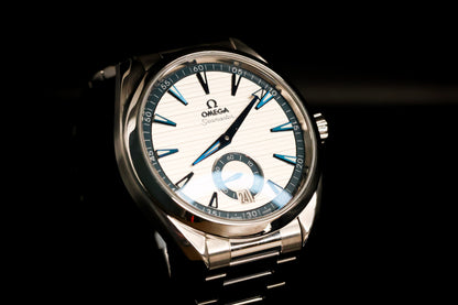Omega Seamaster Aqua Terra 41mm Silver Dial – Ref. 220.10.41.21.02.004
Complete with Box & Papers