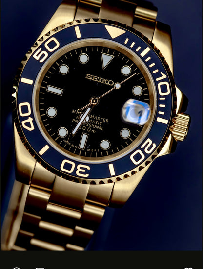 Seikomod Black and Gold Diver image 4