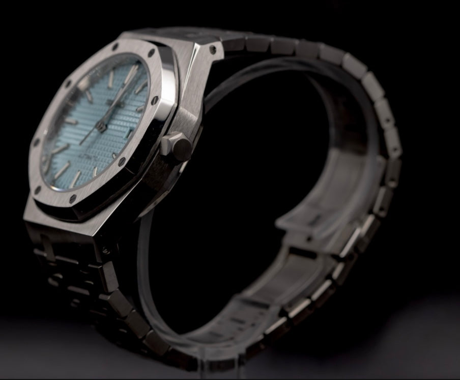 Seikomod Aqua Oak image 1