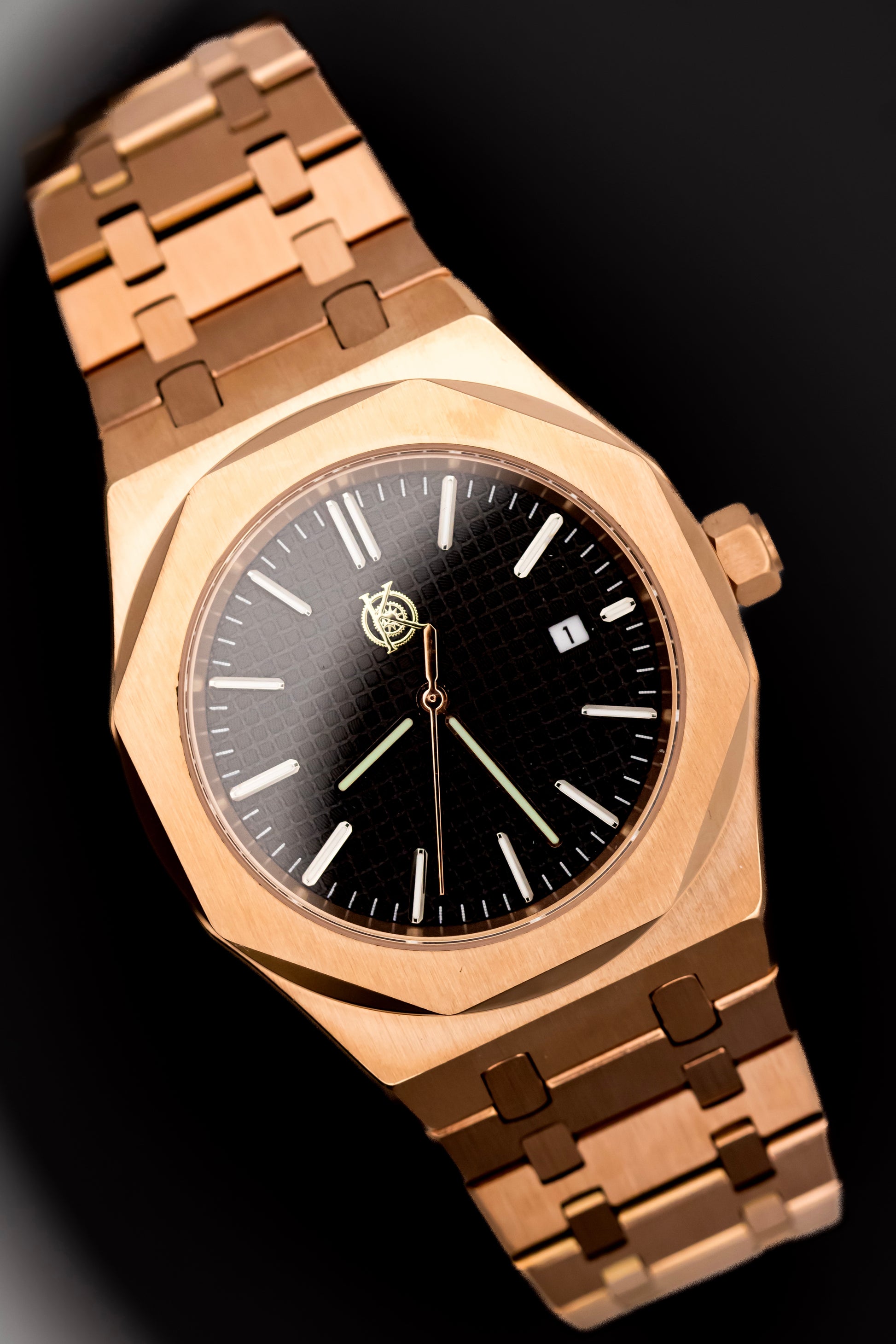 The Rose Gold Monarch - Black image 5