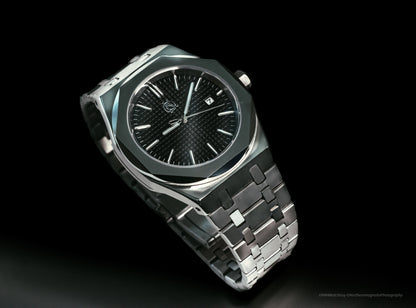The Monarch - Black image 1