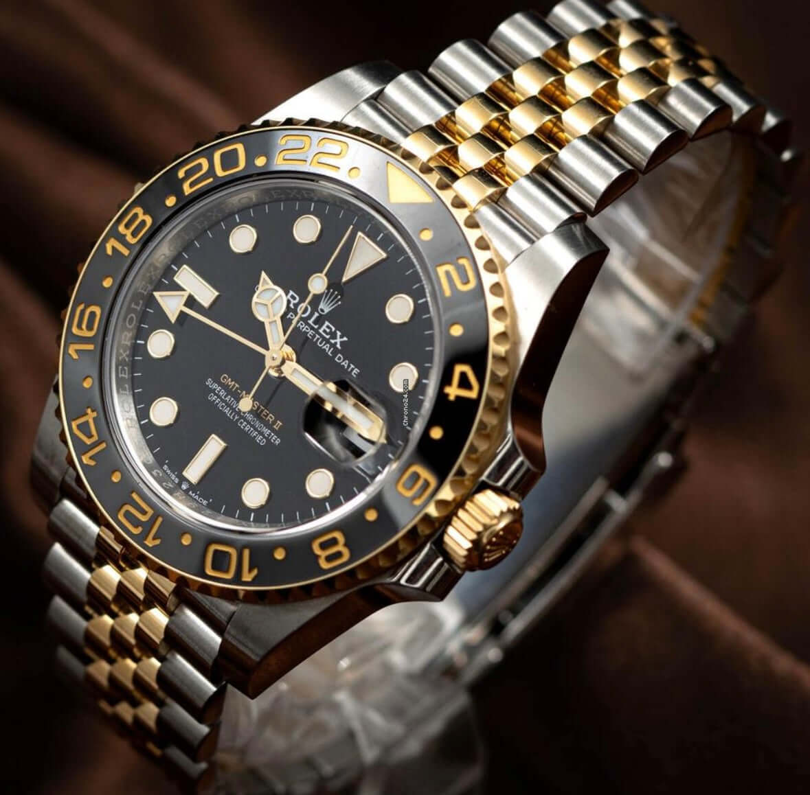 2024 Rolex GMT-Master II GRNR featuring a black and gray bezel, two-tone Oystersteel and 18K yellow gold design.