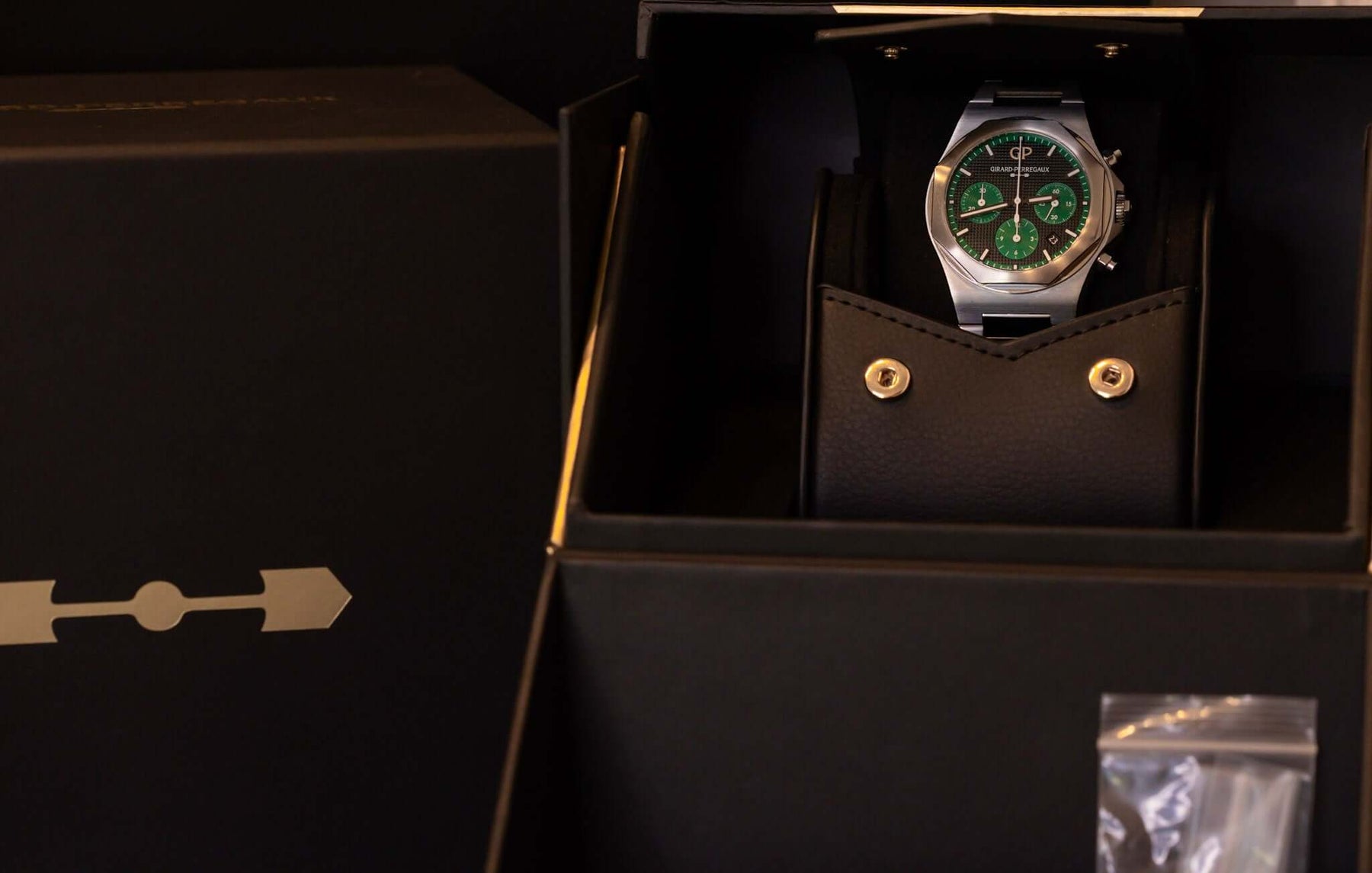 Girard Perregaux Laureato Chronograph 42mm - Limited Edition - 2 of 100
