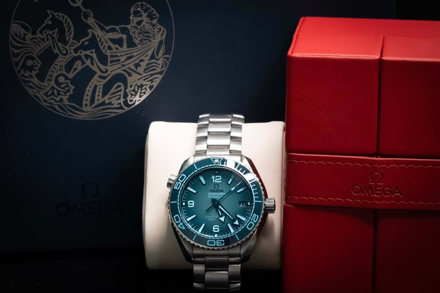 OMEGA Seamaster Planet Ocean 600M 39.5mm Blue Dial Ref. 215.30.40.20.03.002 – Full Set