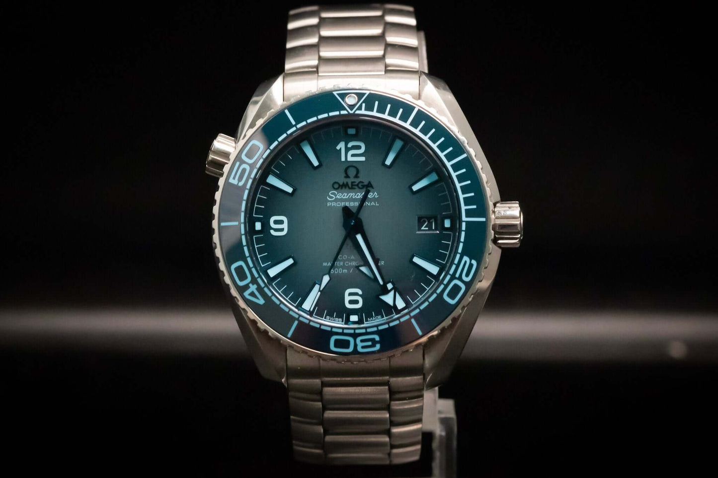 OMEGA Seamaster Planet Ocean 600M 39.5mm Blue Dial Ref. 215.30.40.20.03.002 – Full Set