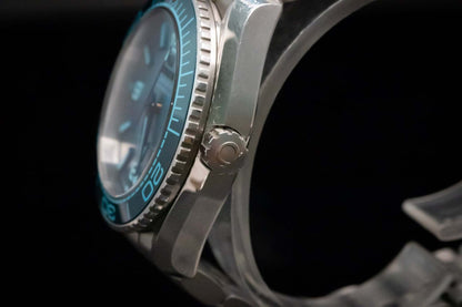 OMEGA Seamaster Planet Ocean 600M 39.5mm Blue Dial Ref. 215.30.40.20.03.002 – Full Set