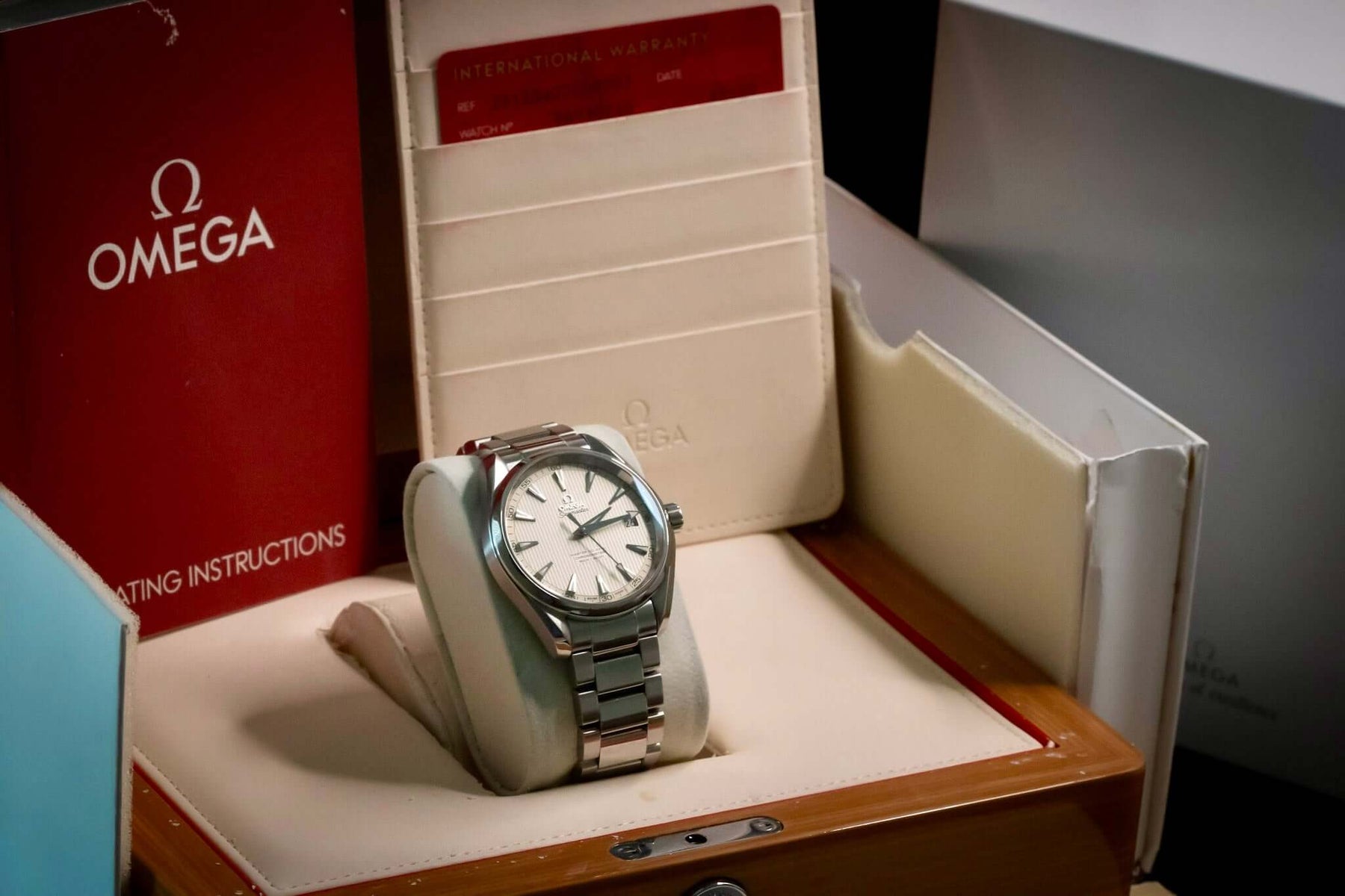 OMEGA Seamaster Aqua Terra 150M 41.5mm Silver Teak Dial Ref. 231.10.42.21.02.003 – Full Set displayed with instructions.