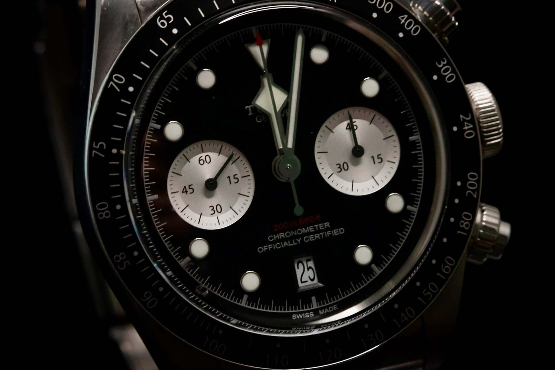 TUDOR Black Bay Chronograph – Reverse Panda Dial – Ref. 79360N – Full Set close-up image showcasing the black dial and white subdials.