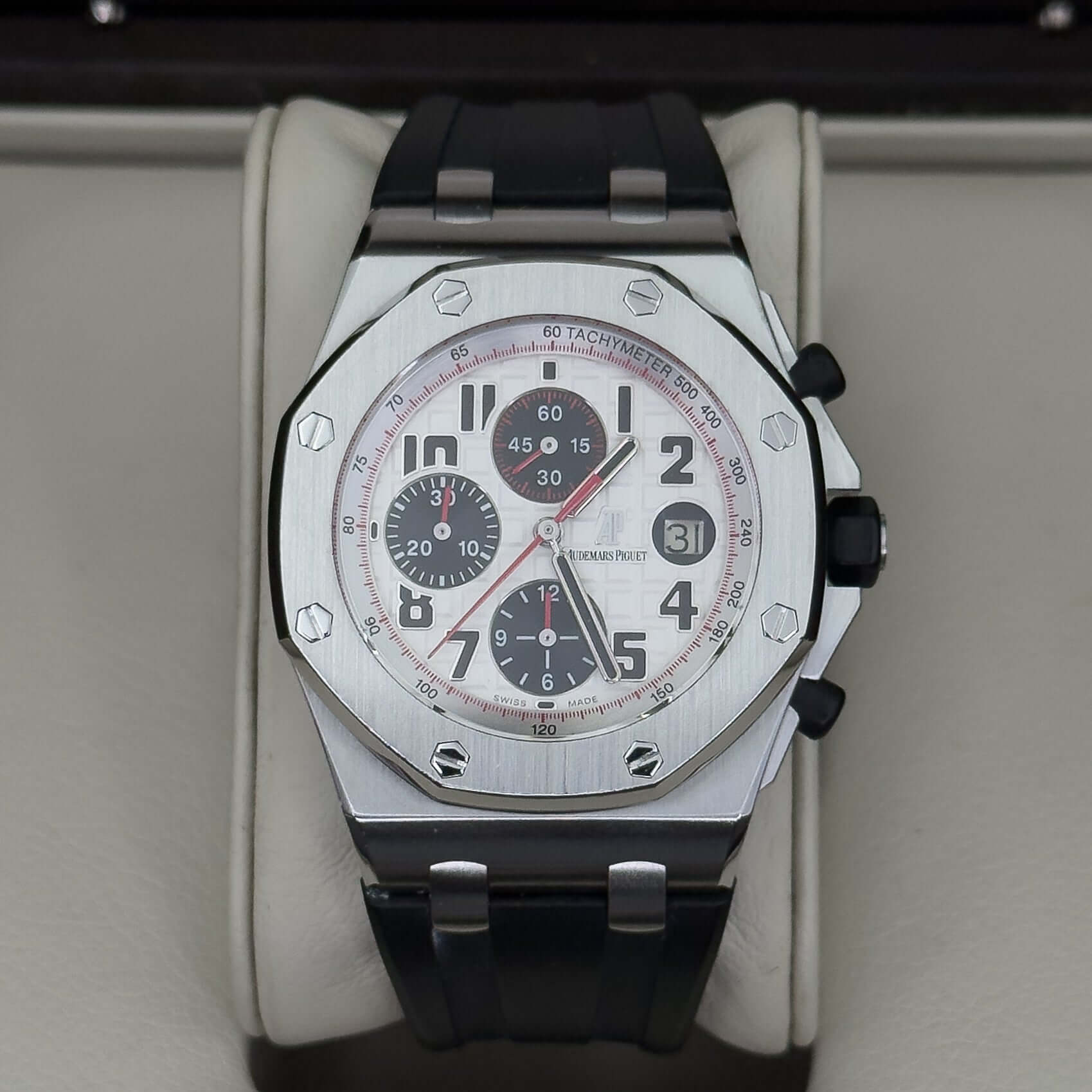 Audemars Piguet Royal Oak Offshore men's watch with white dial and black rubber strap, model 26170ST.OO.D101CR.02.