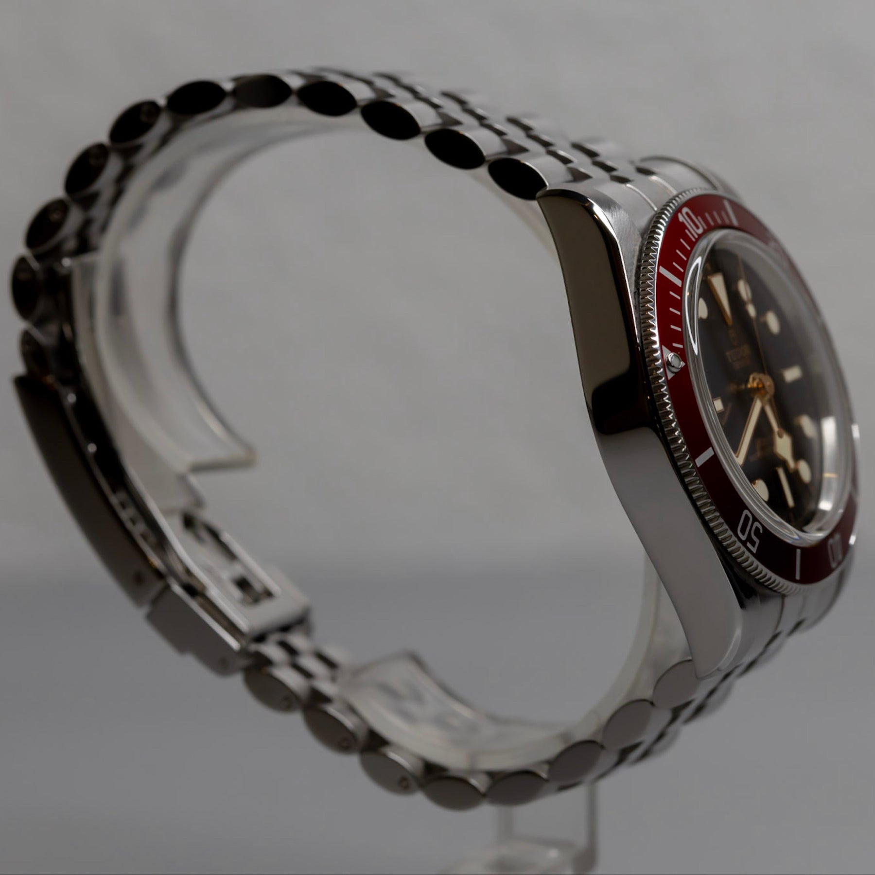 Tudor Black Bay 41 M7941A1A0RU-0003 Burgundy