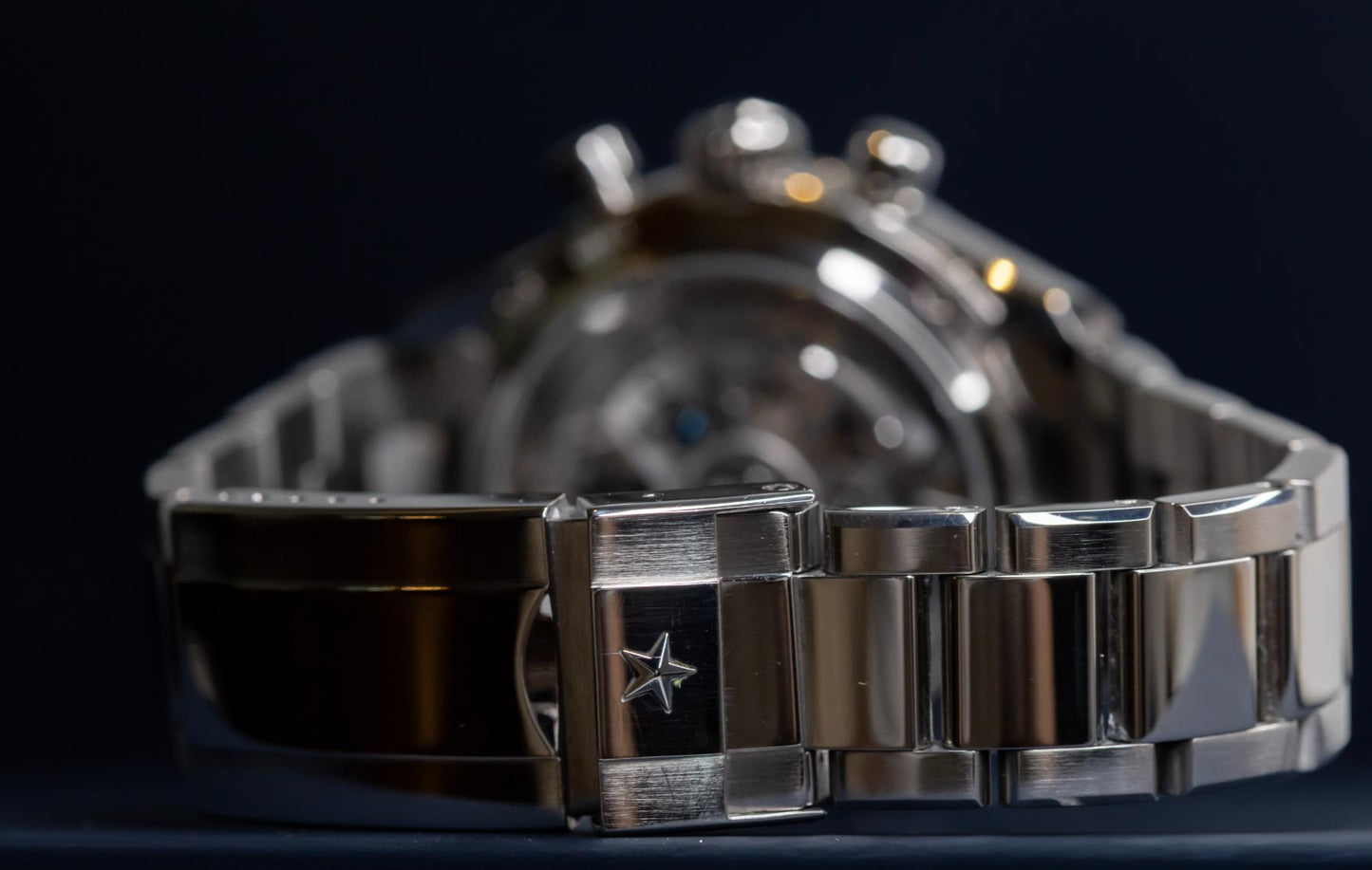Zenith Chronomaster Open Heart White Dial 03.3300.3604/69.M3300 – El Primero – Full Set