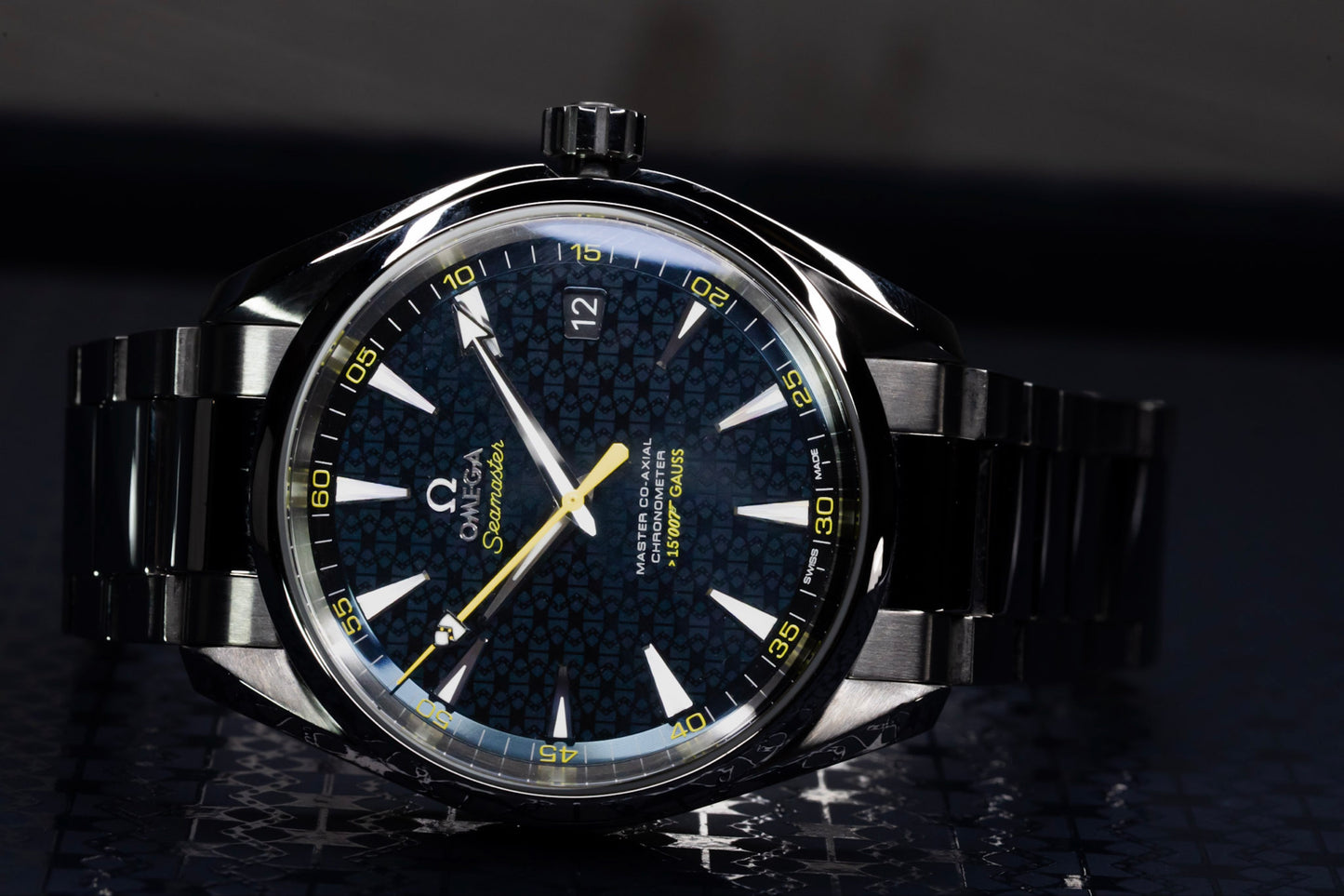 2023 Omega Omega Seamaster Aqua Terra "James Bond Spectre" Complete