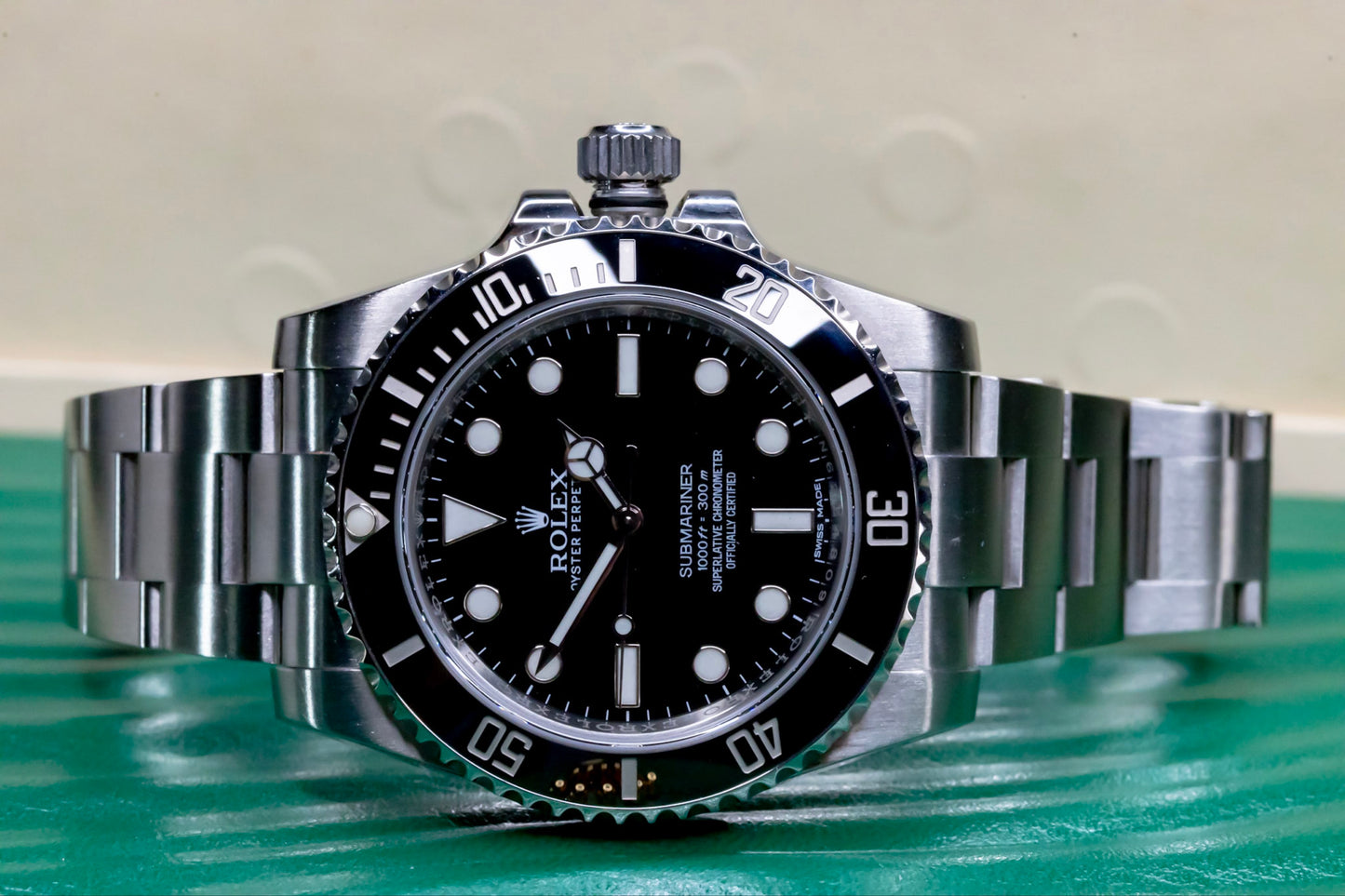 2017 Rolex Submariner "No Date" Amazing Condition! Complete Set!
