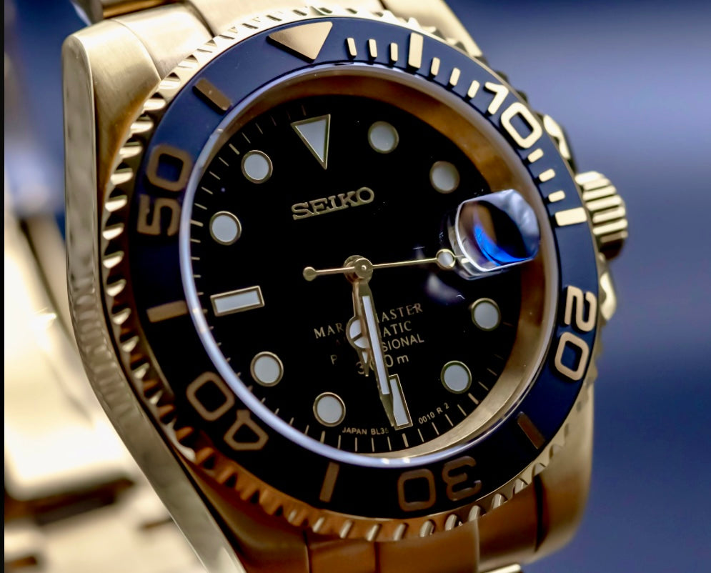 Seikomod Black and Gold Diver image 2