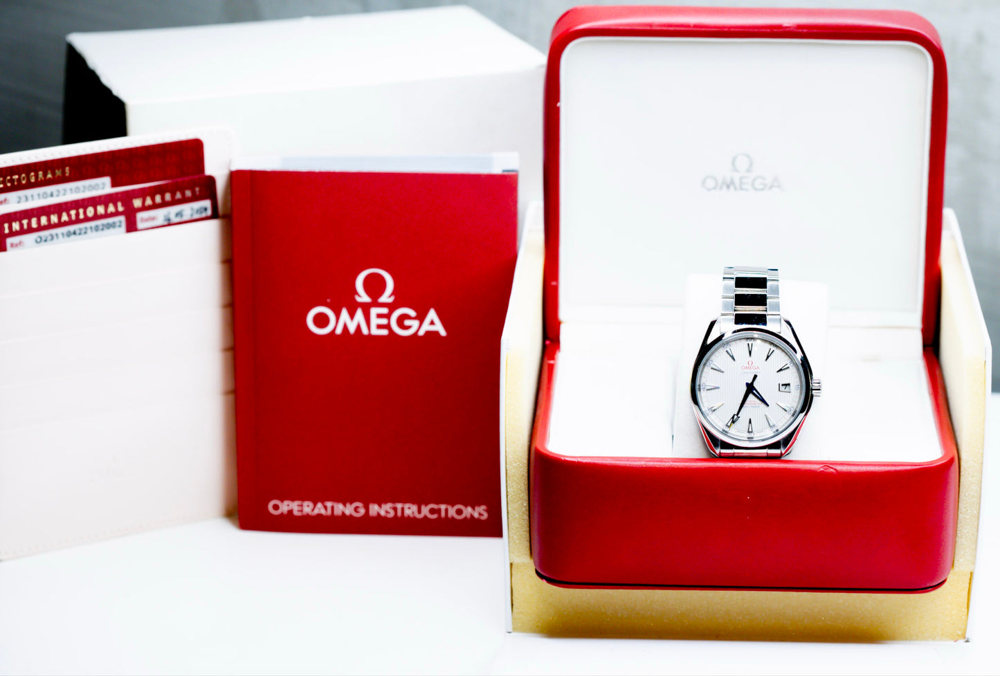 2018 Omega Seamaster Aqua Terra Complete Original Box & Papers