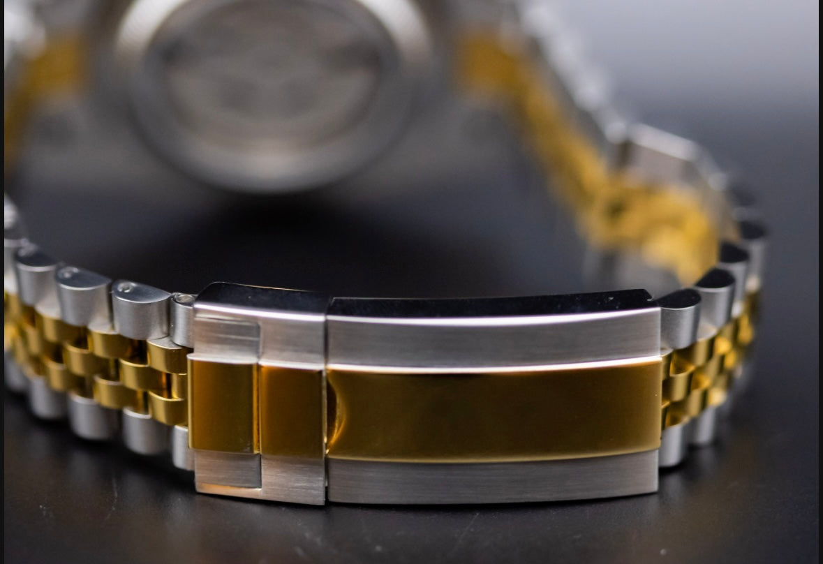 Seikomod White TwoTone DateJust image 3