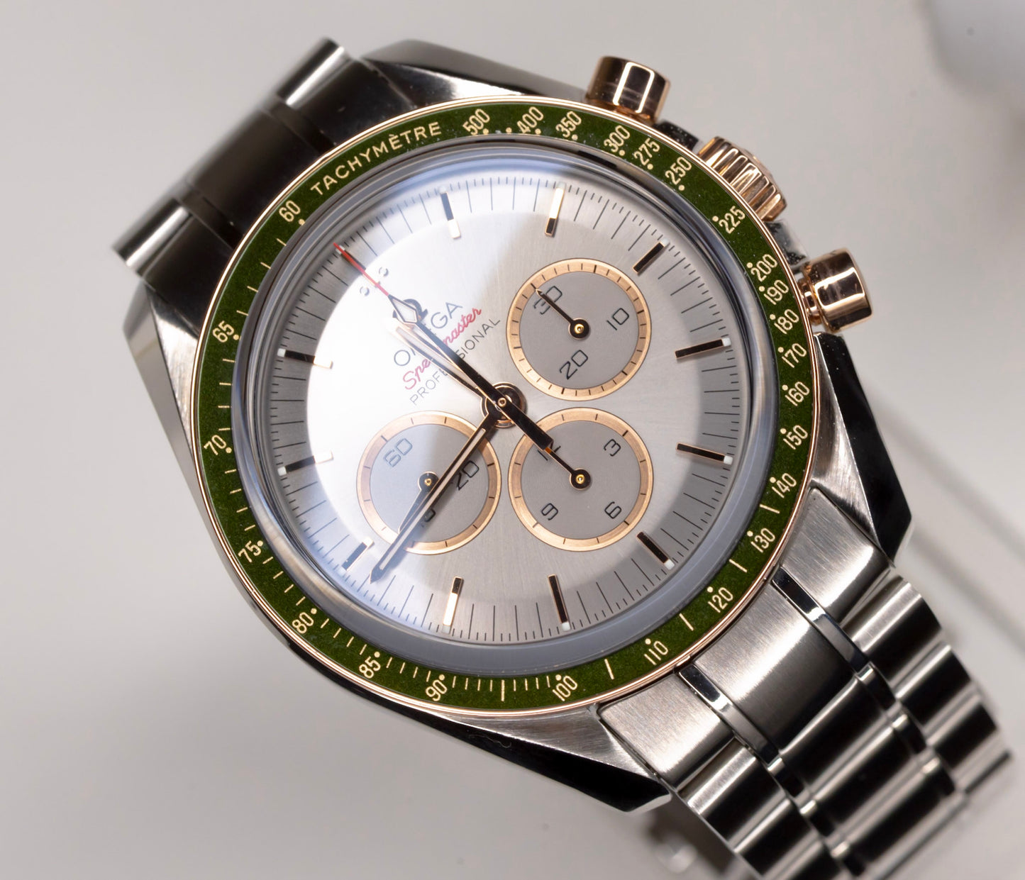 2020 Omega Speedmaster Chrono "Tokyo" Limited Edition Complete Set!
