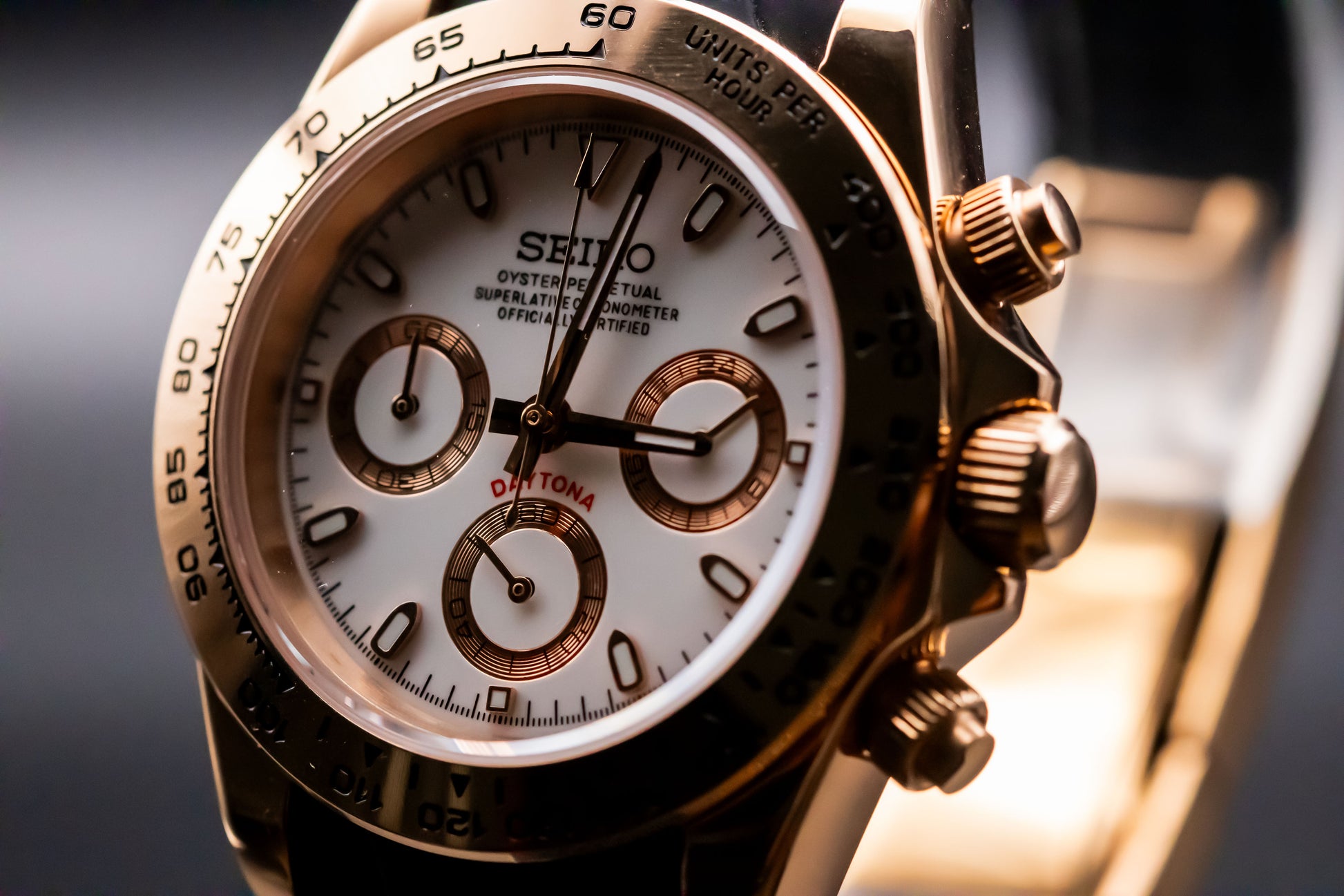 Seikomod Rose Gold Daytona image 3