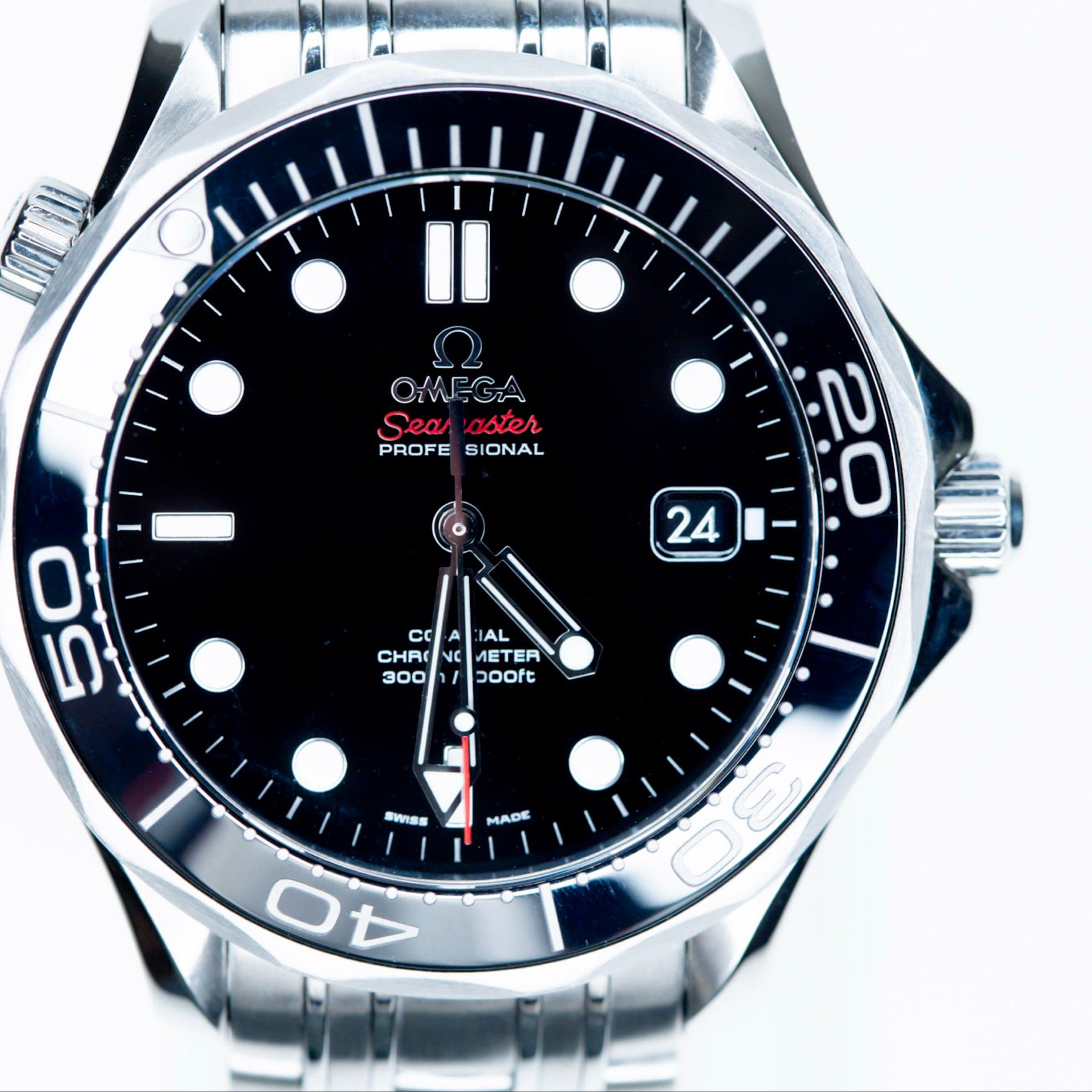 2018 Omega Seamaster Diver Complete Original Box & Papers