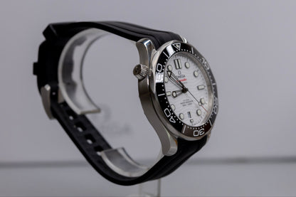 Omega Seamaster Diver 300M 42mm White Dial Stainless Steel Black Bezel