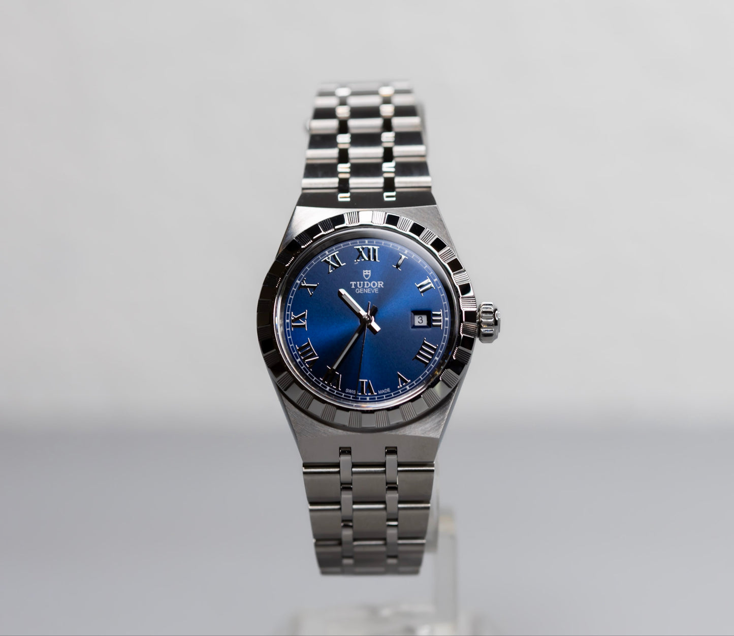 Tudor Royal 28300 Blue Dial 28mm Automatic Steel Integrated Bracelet Date