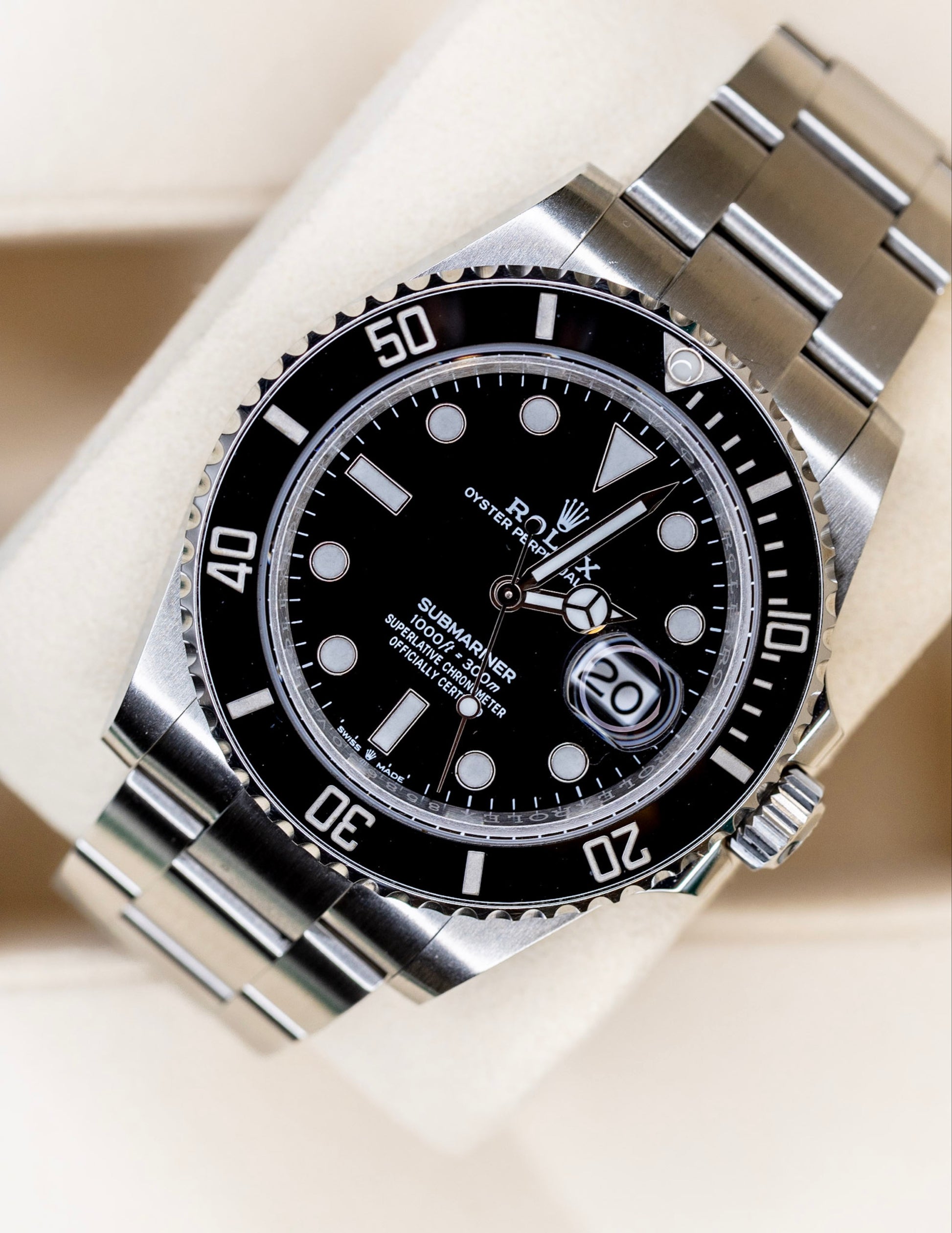 2025 Rolex Submariner Date - Complete Amazing Condition