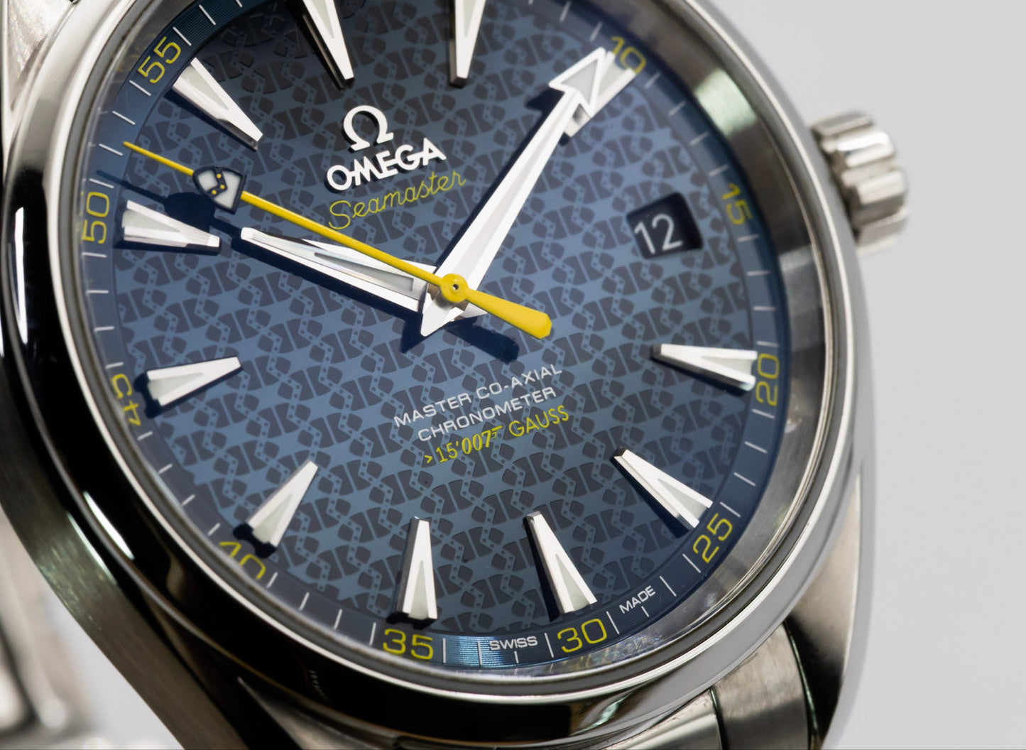 2023 Omega Omega Seamaster Aqua Terra "James Bond Spectre" Complete