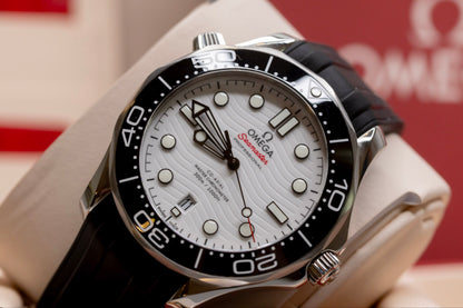 Omega Seamaster Diver 300M 42mm White Dial Stainless Steel Black Bezel