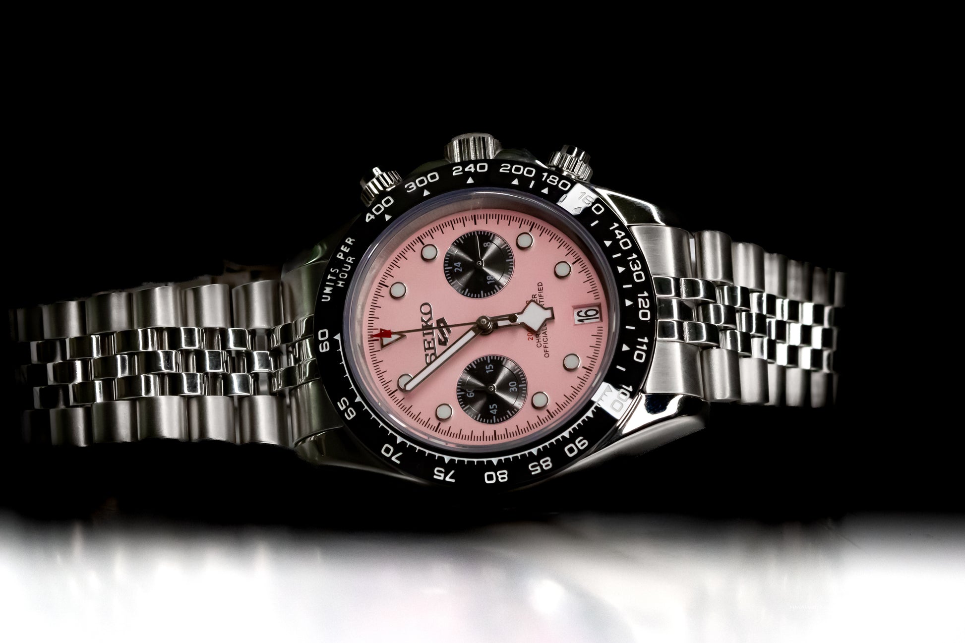 Seikomod Pink BB Chrono image 3