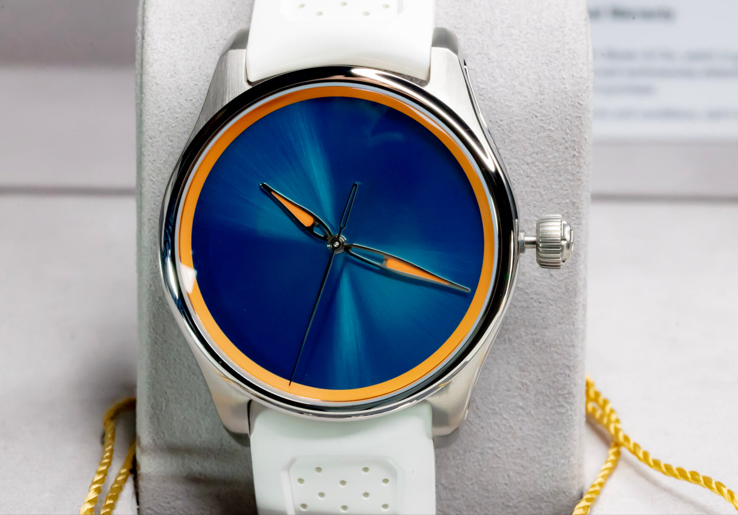 2026 H.Moser & Cie Pioneer Center Seconds Spiced Aqua Brand New!