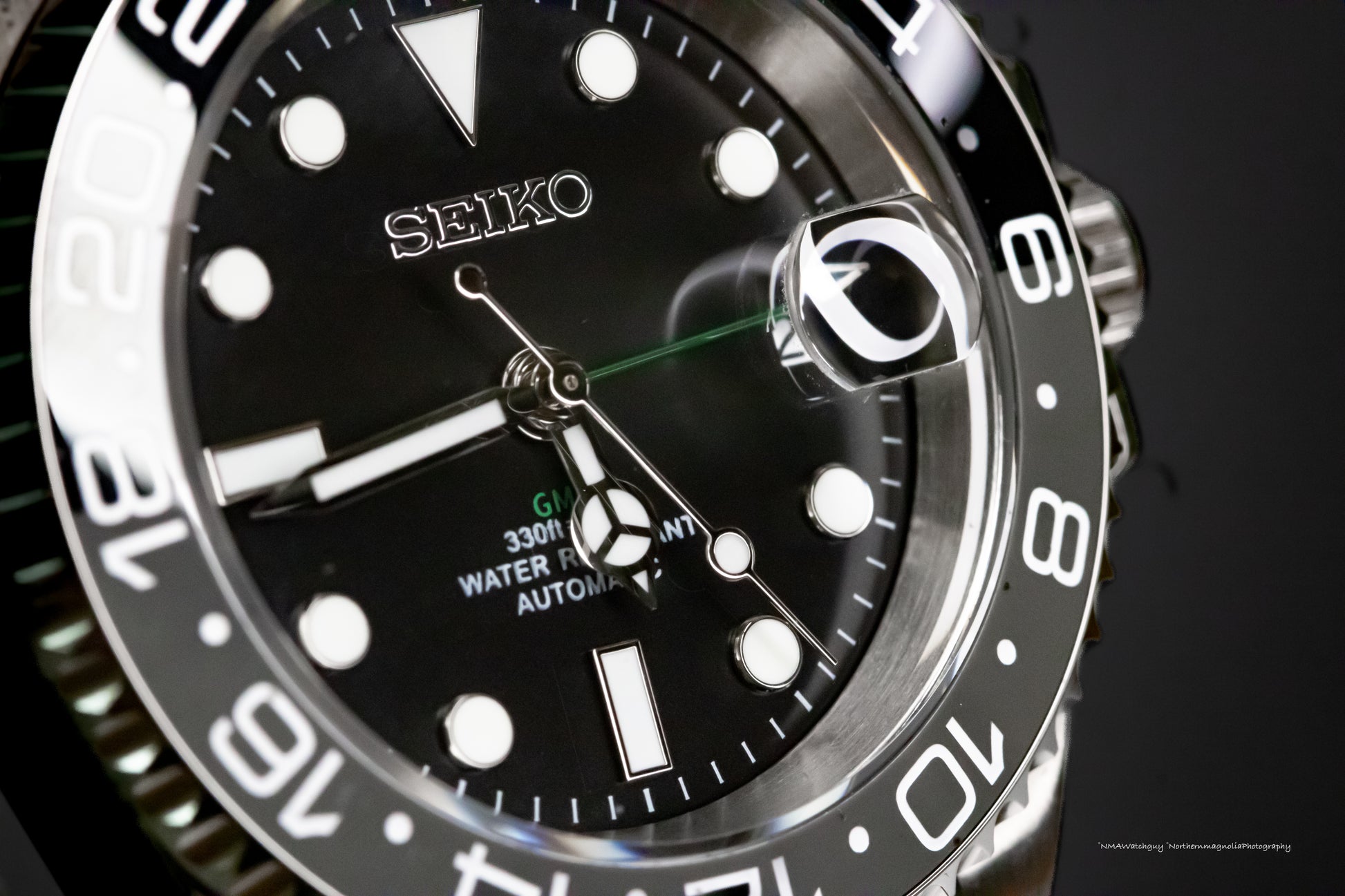 Seikomod Bruce Wayne GMT image 3