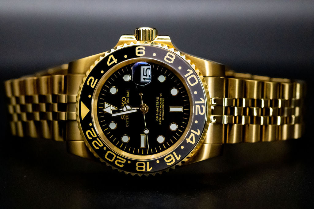 Seikomod Gold Zombie GMT image 2