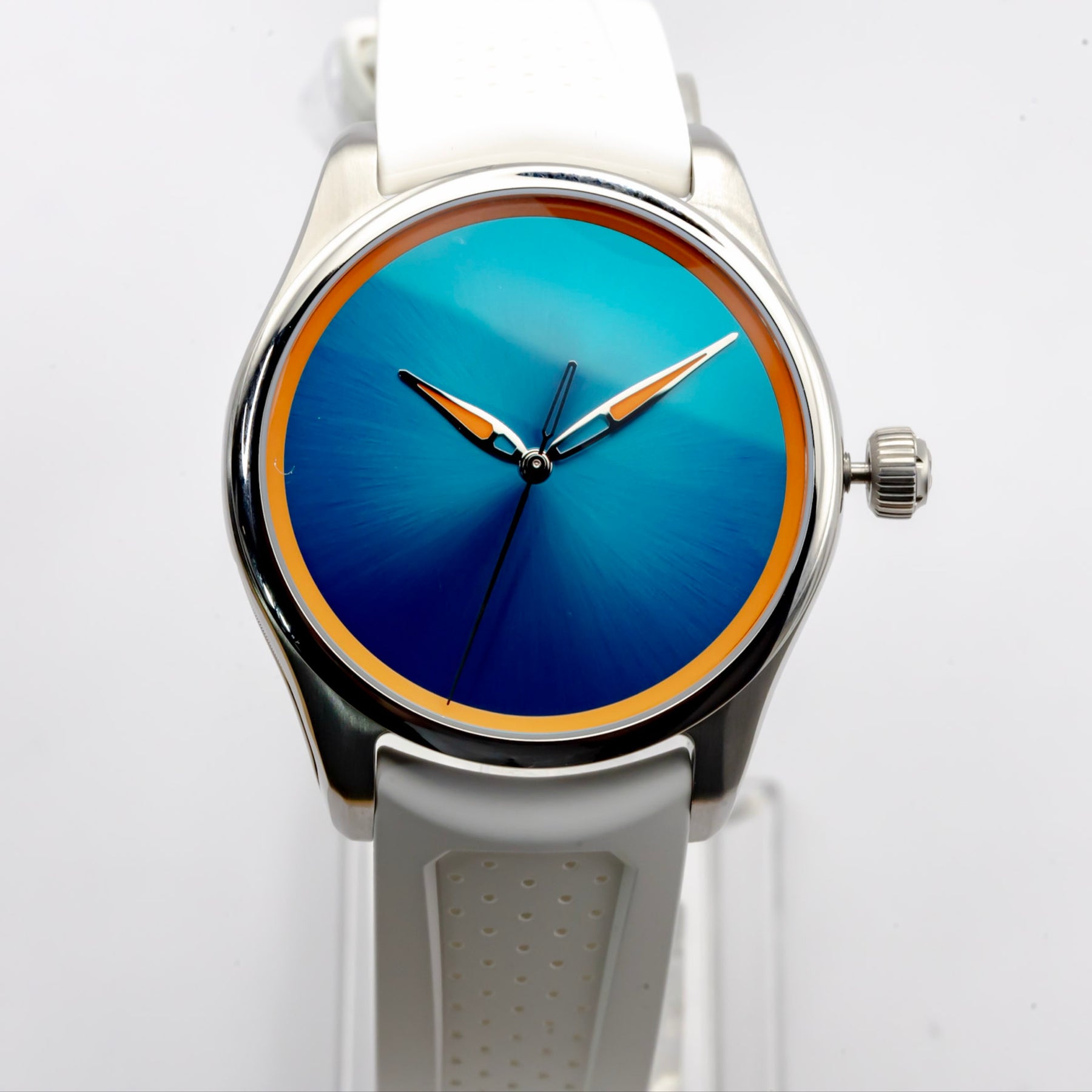 2026 H.Moser & Cie Pioneer Center Seconds Spiced Aqua Brand New!