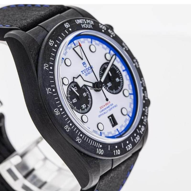 TUDOR BLACK BAY CHRONO “CARBON 25” LIMITED EDITION (79377KN)